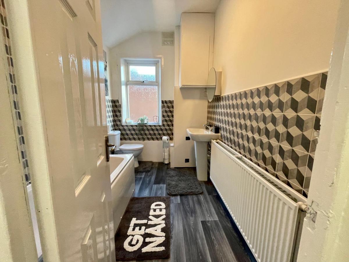 Urban 3 Bedroom Home In Kings Heath-Great Location 伯明翰 外观 照片