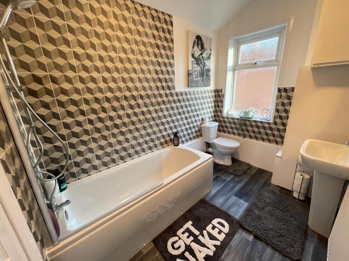 Urban 3 Bedroom Home In Kings Heath-Great Location 伯明翰 外观 照片
